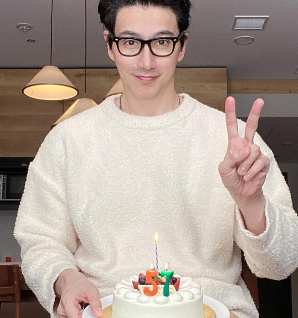 Pria 60 Tahun Ungkap 3 Tips Lifestyle Yang Bikin Terlihat 20-an