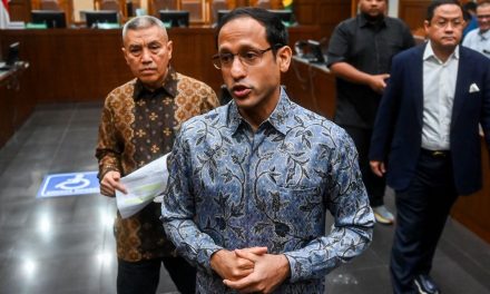 Nadiem Makarim Minta Izin Operasi Kelima Di Tengah Persidangan