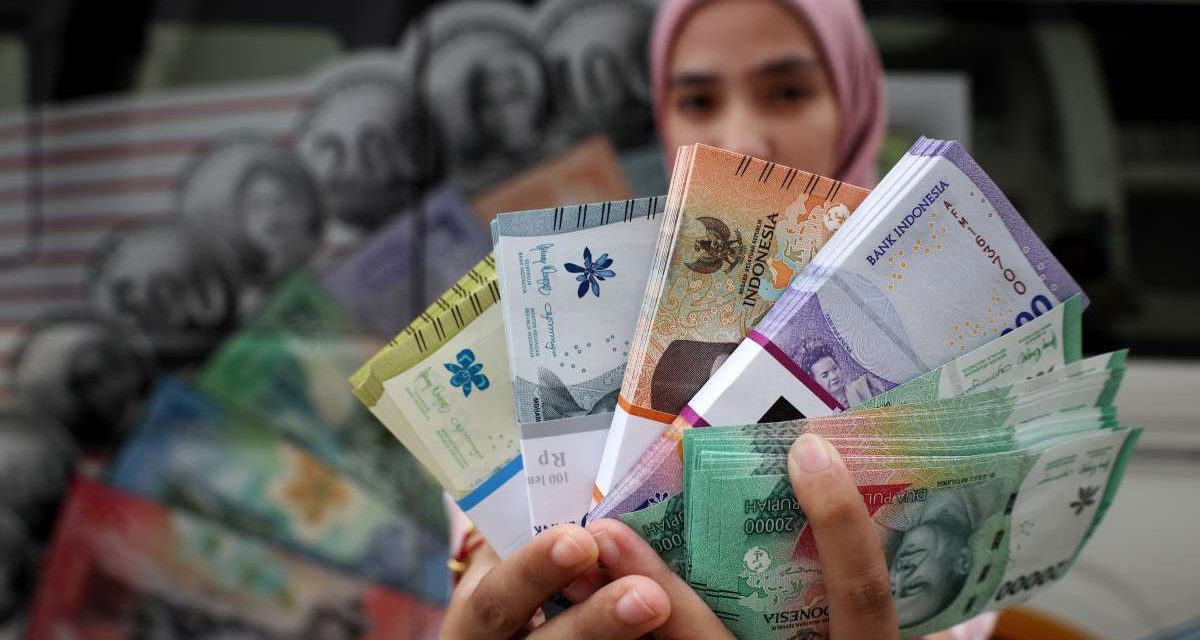 Rupiah Melemah Tajam Ke Rp 17.124 Akibat Konflik Timur Tengah