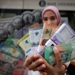 Rupiah Melemah Tajam Ke Rp 17.124 Akibat Konflik Timur Tengah