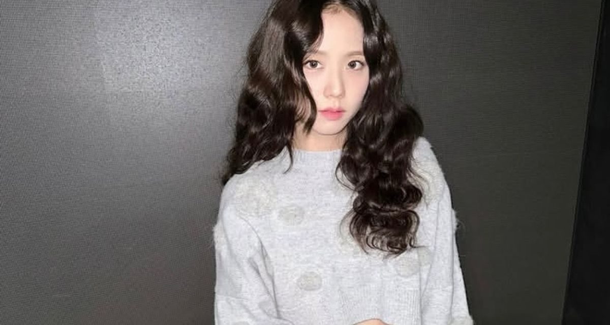 Jisoo BLACKPINK Beri Tanggapan Terkait Kontroversi Saudaranya