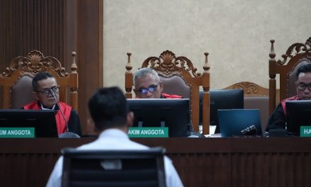 Korupsi Chromebook: Auditor BPKP Ungkap Kerugian Negara