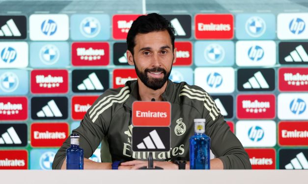Debut Alvaro Arbeloa Di El Clasico: Gagal Bendung Hansi Flick