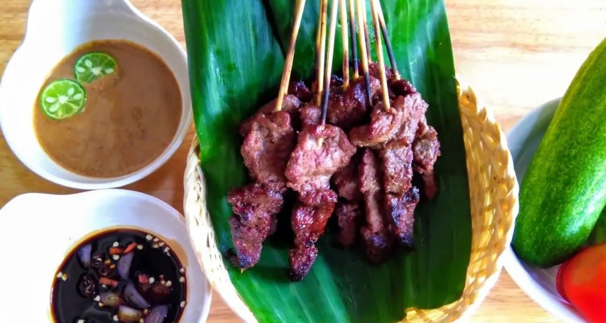 Sate Kalong Khas Cirebon: Sensasi Sate Kerbau Manis Legendaris