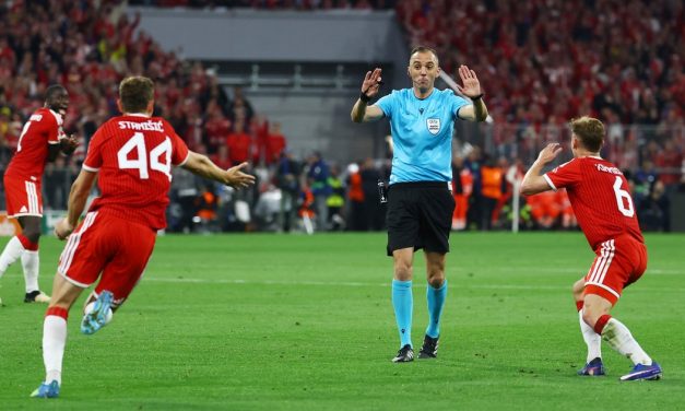 Fakta Dialog Panas Nicolas Otamendi Dan Wasit Joao Pinheiro