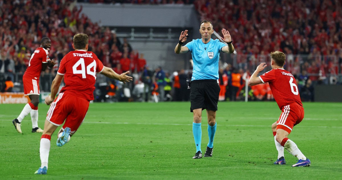 Fakta Dialog Panas Nicolas Otamendi Dan Wasit Joao Pinheiro