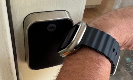 Yale Assure 3 Bisa Dibuka Cuma Pakai Ketukan Apple Watch