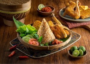 Nasi Tutug Oncom Tasikmalaya: Nasi Hangat Oncom Bakar Kencur