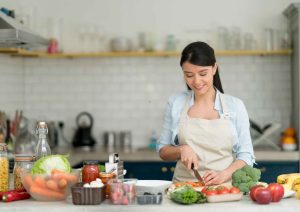 Mindful Cooking: Tren Memasak Di Rumah Jadi Bentuk Self-Care