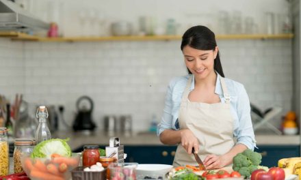 Mindful Cooking: Tren Memasak Di Rumah Jadi Bentuk Self-Care
