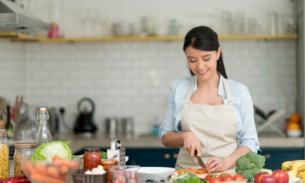 Mindful Cooking: Tren Memasak Di Rumah Jadi Bentuk Self-Care