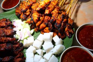 Mengenal Sate Ambal Kebumen: Sate Ayam Berbumbu Tempe
