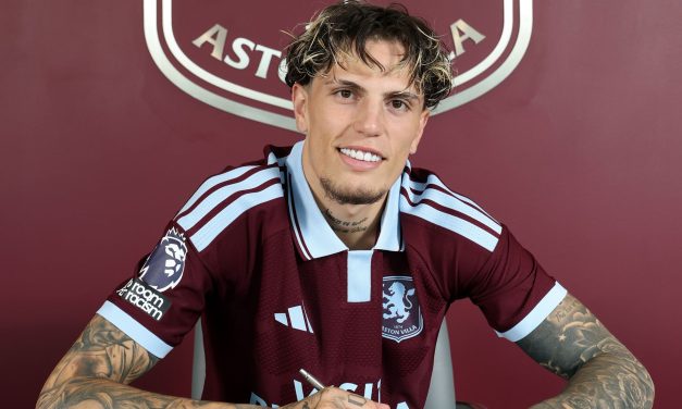 Alejandro Garnacho Resmi Dipinjamkan Dan Berbaju Aston Villa
